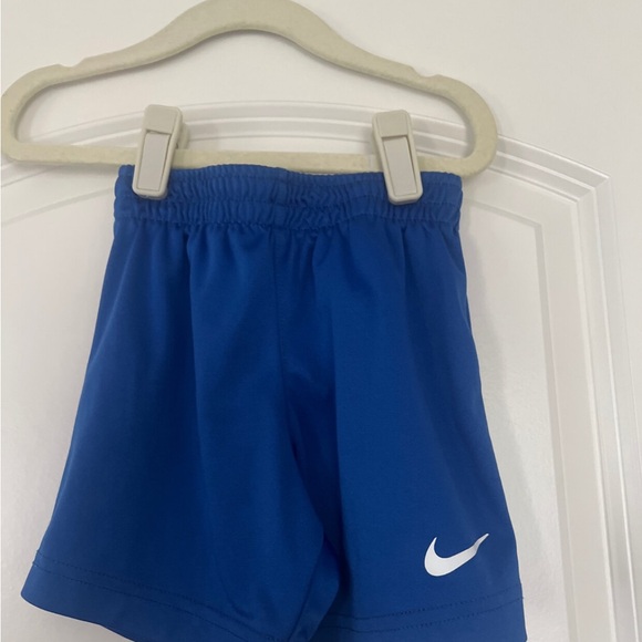 Nike | (3T) Nike Dri-Fit Blue Short Set - Picture 6 of 7